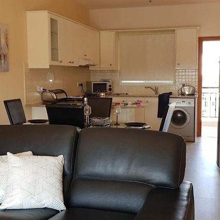 Petras Cozy Nest, 1-Bedroom Apt., Paphos-Universal Luaran gambar