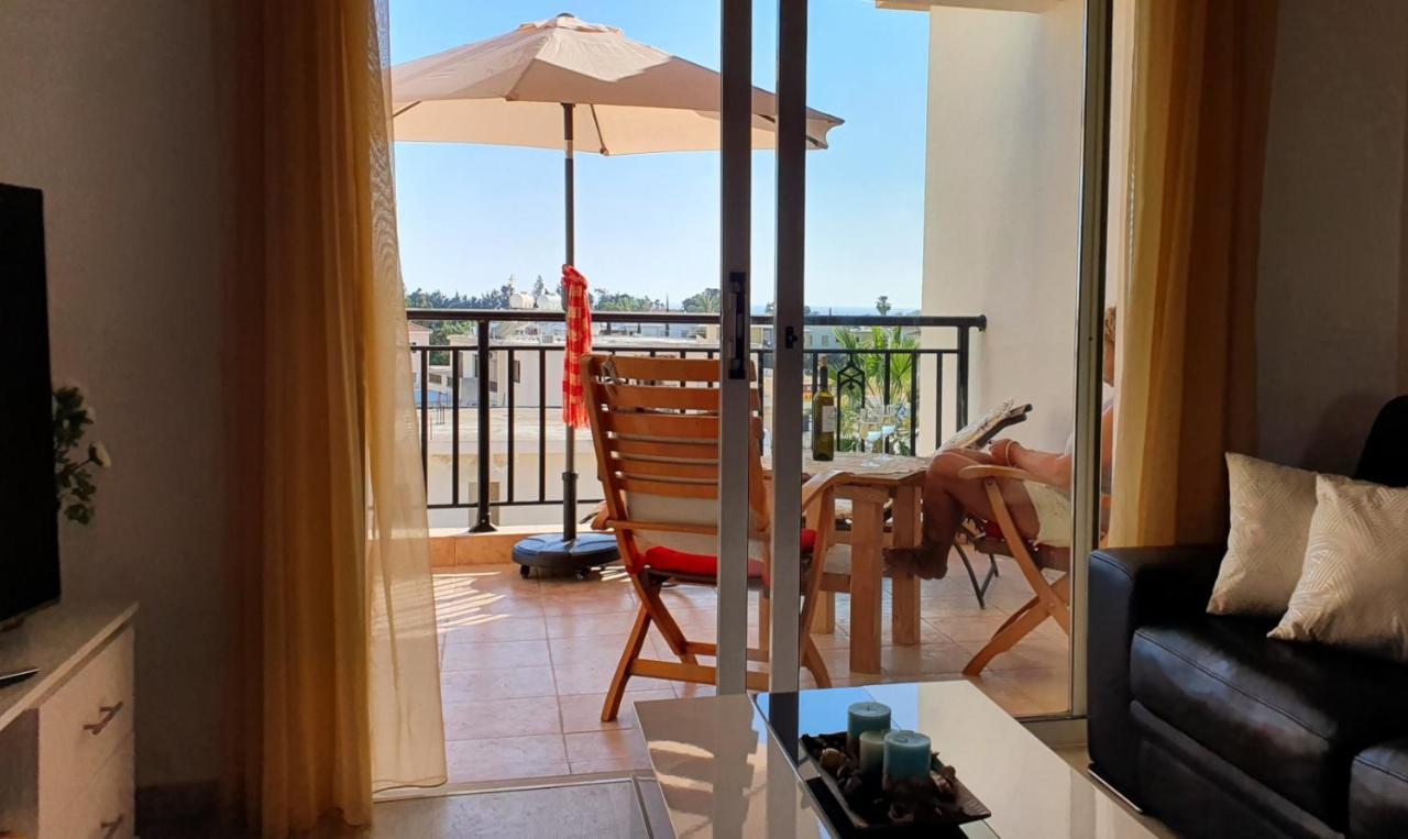 Petras Cozy Nest, 1-Bedroom Apt., Paphos-Universal Luaran gambar